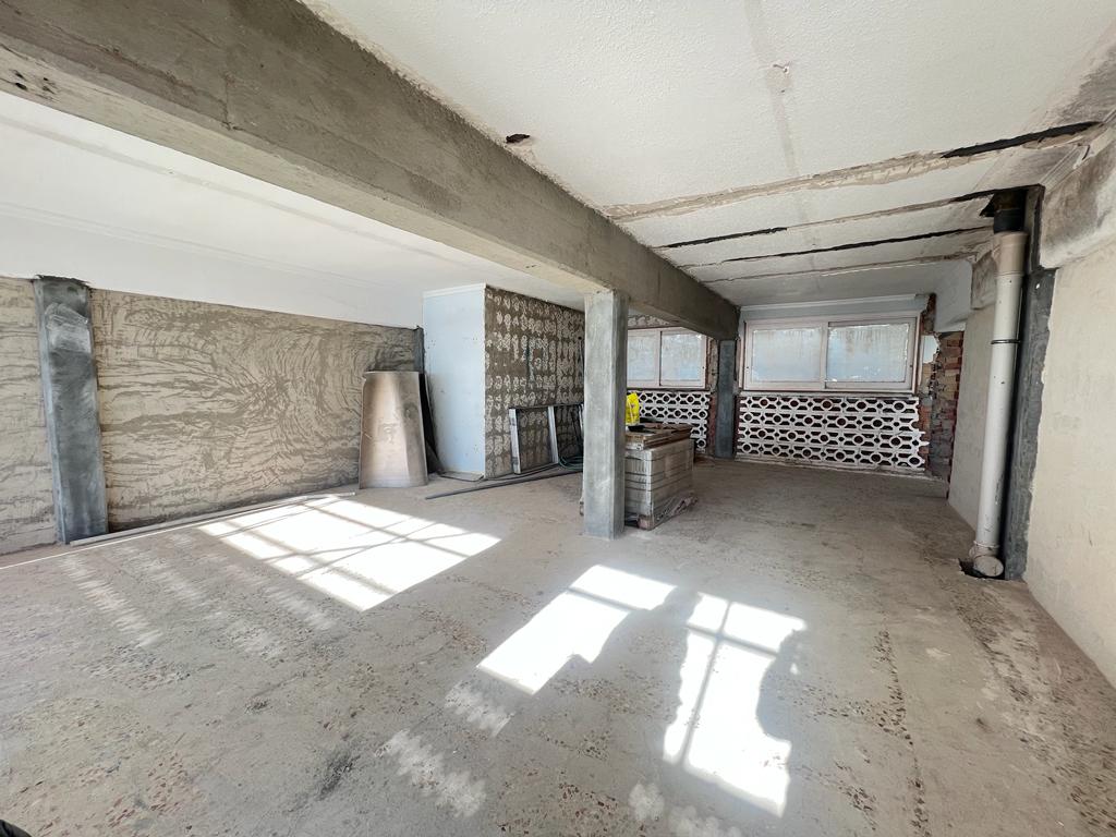 local-comercial en moraira · playa 260000€
