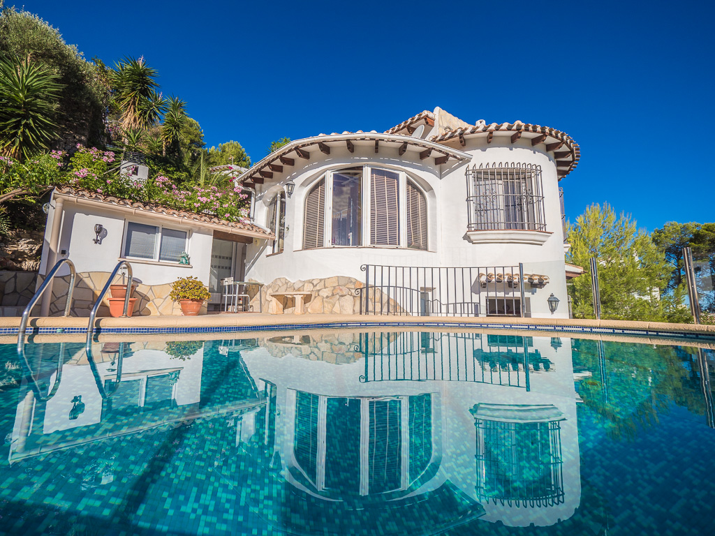 villa--chalet en montepego ·  270000€