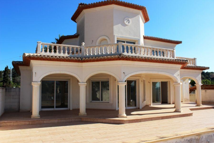 villa en moraira · costera-del-mar 742000€